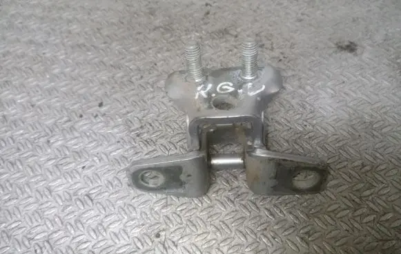 Rear door upper hinge