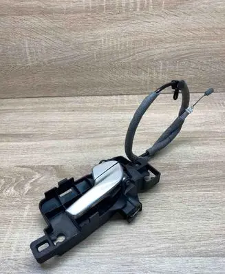 Ford Mondeo MK IV Front door interior handle 6M21U22600 7S71A22600 FRONTRIGHTSIDE