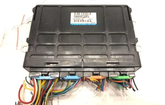 Mitsubishi Mirage VI G4 Attrage Engine control unit/module ECU 1860C225
