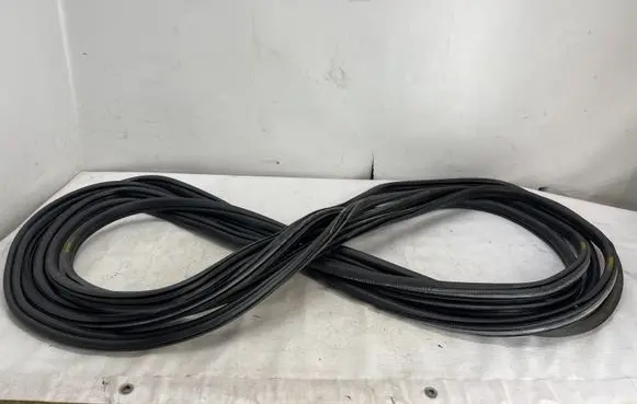 BMW 3 F30 F35 F31 Front door rubber seal 7258312