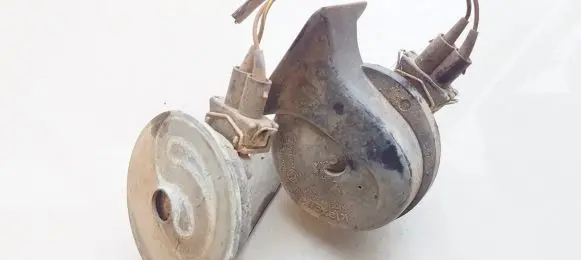 Volkswagen PASSAT B5 Horn signal e20092018