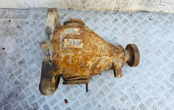 BMW 5 E39 Rear differential 1428575