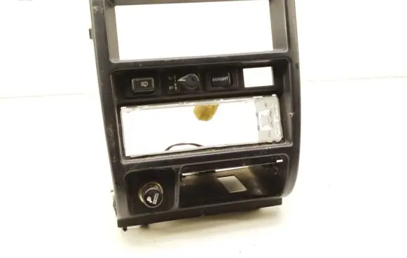 Subaru Forester SF Radio/GPS head unit trim 