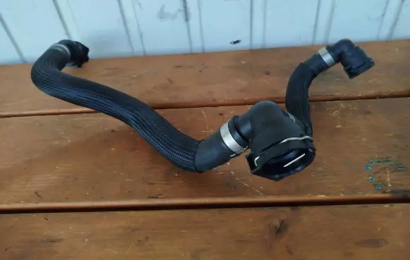 Peugeot 3008 II Engine coolant pipe/hose NSC282290
