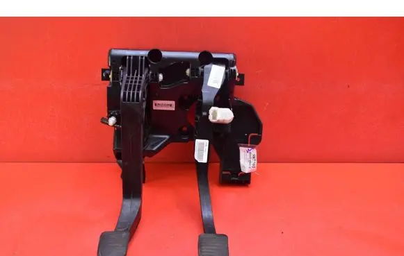 Peugeot Boxer Accelerator throttle pedal 25863700