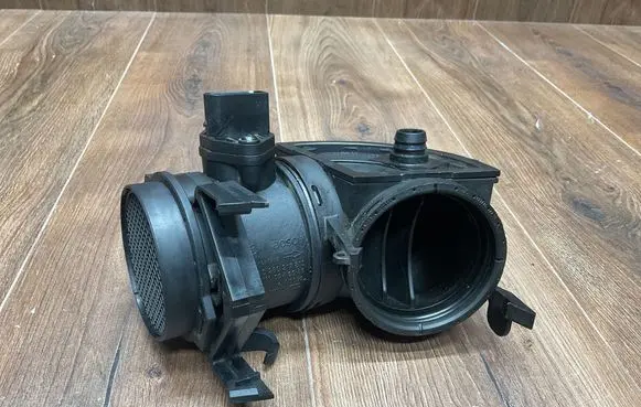 Mercedes-Benz SL R129 Mass air flow meter 1130940048 A1121410190 1121410040