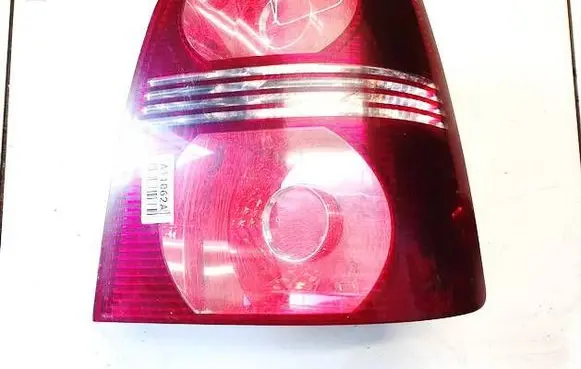 Volkswagen Touran I Rear/tail lights 1T0945096N 1T0945112K