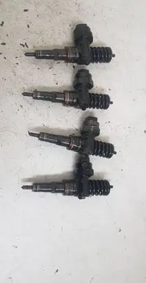 Ford Galaxy Fuel injectors set 038130073J