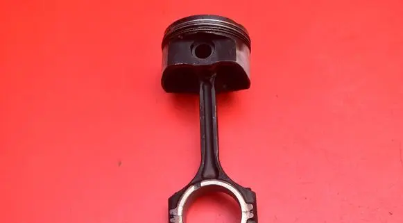 Hyundai i20 (PB PBT) Piston 5UB