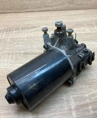 Audi A6 S6 C5 4B Wiper motor 4B1955113