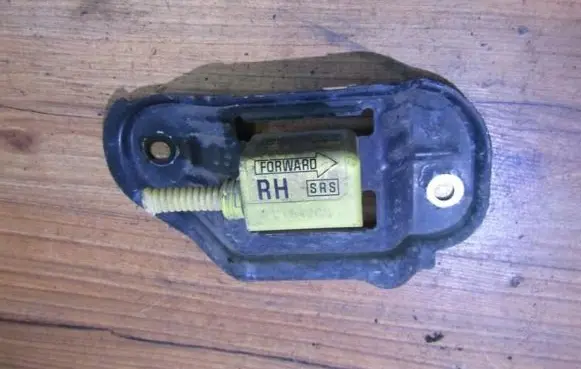 Subaru Legacy Airbag deployment crash/impact sensor 98231ac000 c1842qq