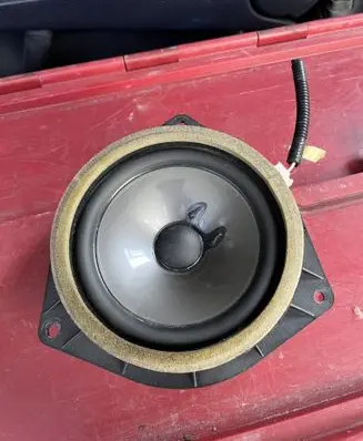 Lexus IS 220D-250-350 Front door speaker 8616053210 C3E44