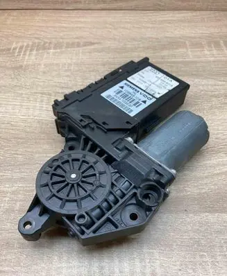 Audi A4 S4 B6 8E 8H Rear door window regulator motor 8E0959801A 5WK47009EBF