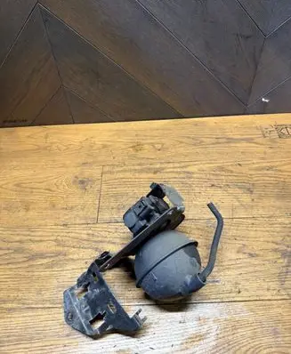 Audi A4 S4 B8 8K Turbo solenoid valve 8K0906627 4010835A 370903160