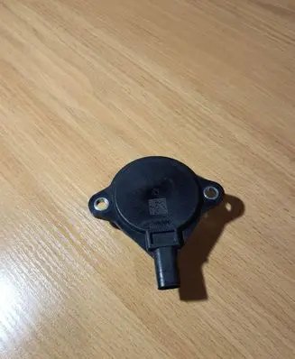Volkswagen Tiguan Turbo solenoid valve 04L906423