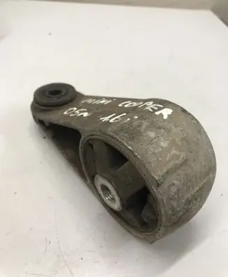 Mini Cooper Hatch Hardtop Engine mount bracket 6778612