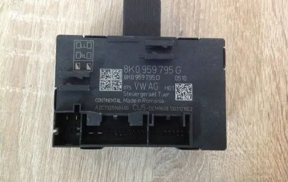 Audi Q5 SQ5 Door central lock control unit/module 8K0959795G 8K0959795D