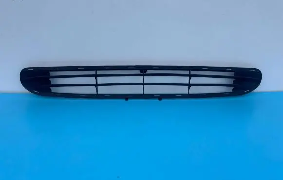 Ford Mondeo MK II Front bumper lower grill 96BB-17B968-AB