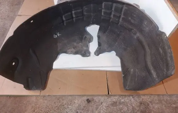 Audi A7 S7 4G Rear arch fender liner splash guards 4G8810171B