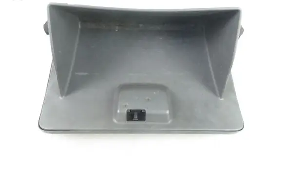 Suzuki Grand Vitara I Glove box 