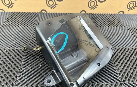 Chevrolet Corvette C6 Head up display screen 15934351