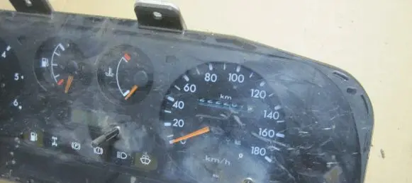 Nissan Terrano Speedometer (instrument cluster) 341922