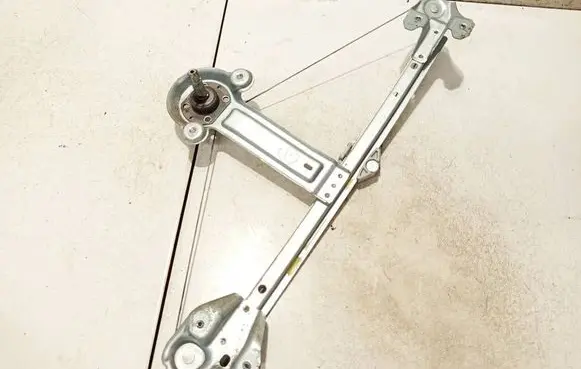 Opel Astra H Sliding door window regulator with motor 13100421