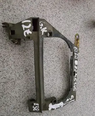 BMW 7 E38 Rear door exterior handle/bracket 51228245345
