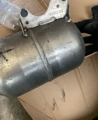Mercedes-Benz S W221 Vacuum air tank A2213200015