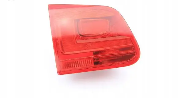 Volkswagen Tiguan Tailgate rear/tail lights 5N0945093G