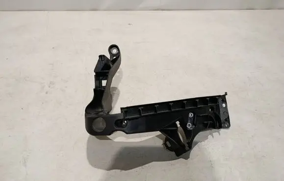 Audi A5 8T 8F Headlight/headlamp mounting bracket 8T0805607L