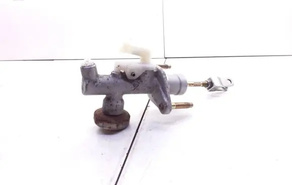 Nissan Almera Clutch slave cylinder 