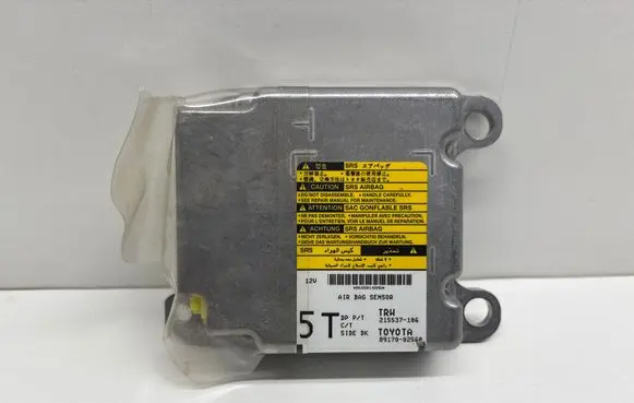 Toyota Auris 150 Airbag control unit/module 215537106 8917002560
