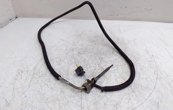 Mercedes-Benz GLA W156 X156 Exhaust gas temperature sensor A0009059105