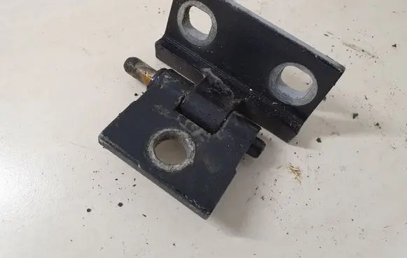 Volvo XC90 Rear door upper hinge