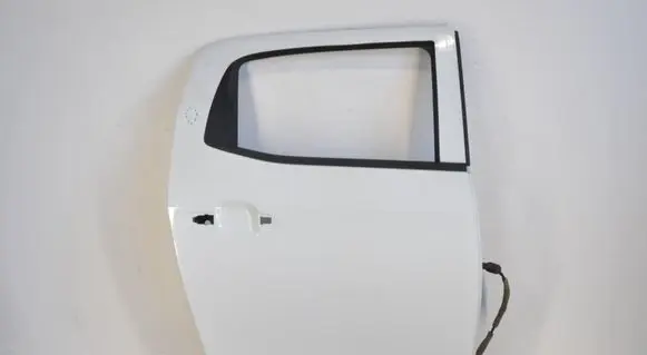 Isuzu D-Max Rear door 