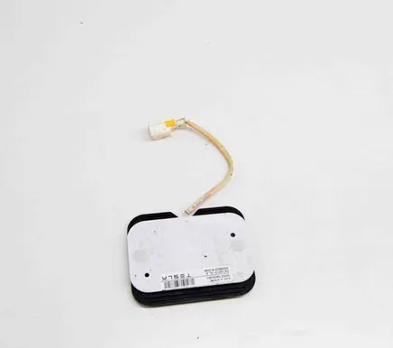 Tesla Model S Other devices 100577800B