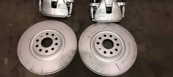 Volkswagen Tiguan Brake discs and calipers set 5WA615105BG 5WA615106BH