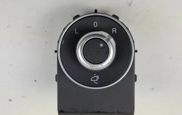 Alfa Romeo Stelvio Wing mirror switch 01561181990 02127