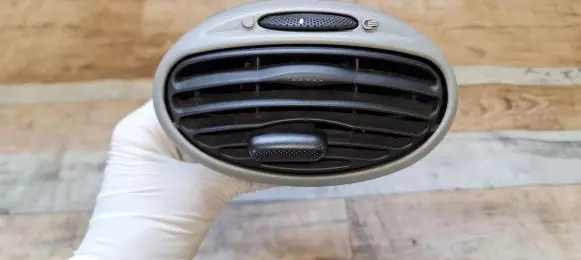 Ford Focus Dashboard side air vent grill/cover trim 98AB19893