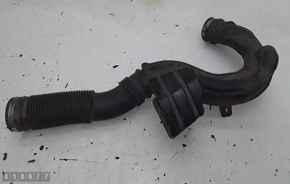 Renault Trafic III (X82) Air intake hose/pipe H8201487353