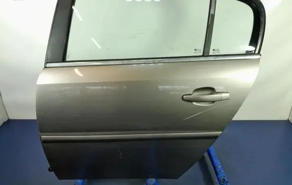 Opel Signum Rear door
