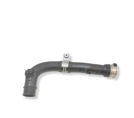 Chevrolet Orlando Intercooler pipe mounting bracket 95939956