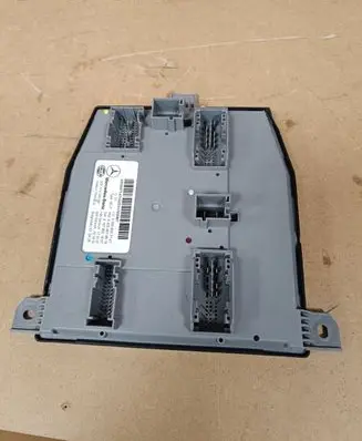 Mercedes-Benz C W205 SAM control unit A2059007147
