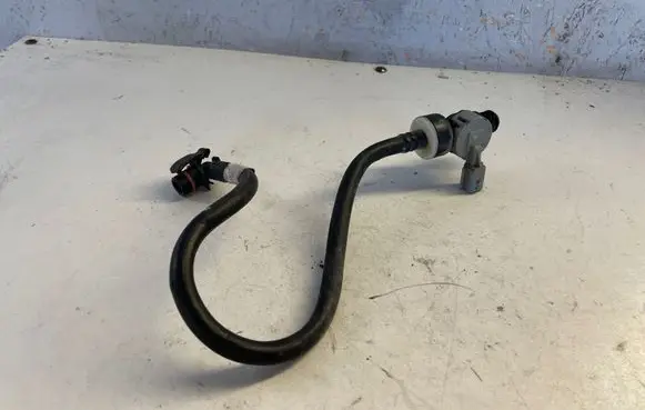 Nissan Juke I F15 Vacuum valve 04812