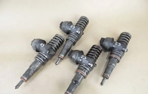 Volkswagen Sharan Fuel injector 0414720214 038130073AR