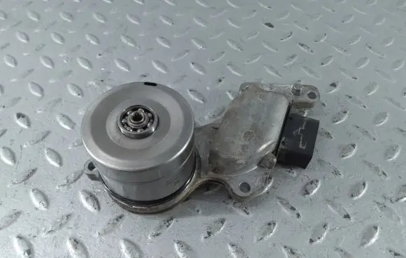 Volkswagen Tiguan Other gearbox part 0GC927373M