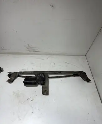 Volvo S70 V70 V70 XC Front wiper linkage 