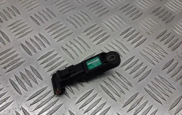 Renault Megane III Air pressure sensor 8200843680