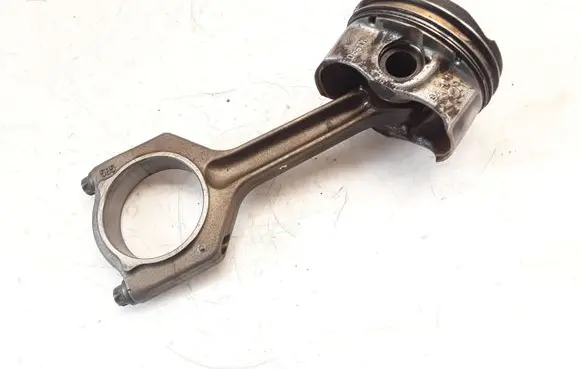 BMW 5 F10 F11 Piston with connecting rod